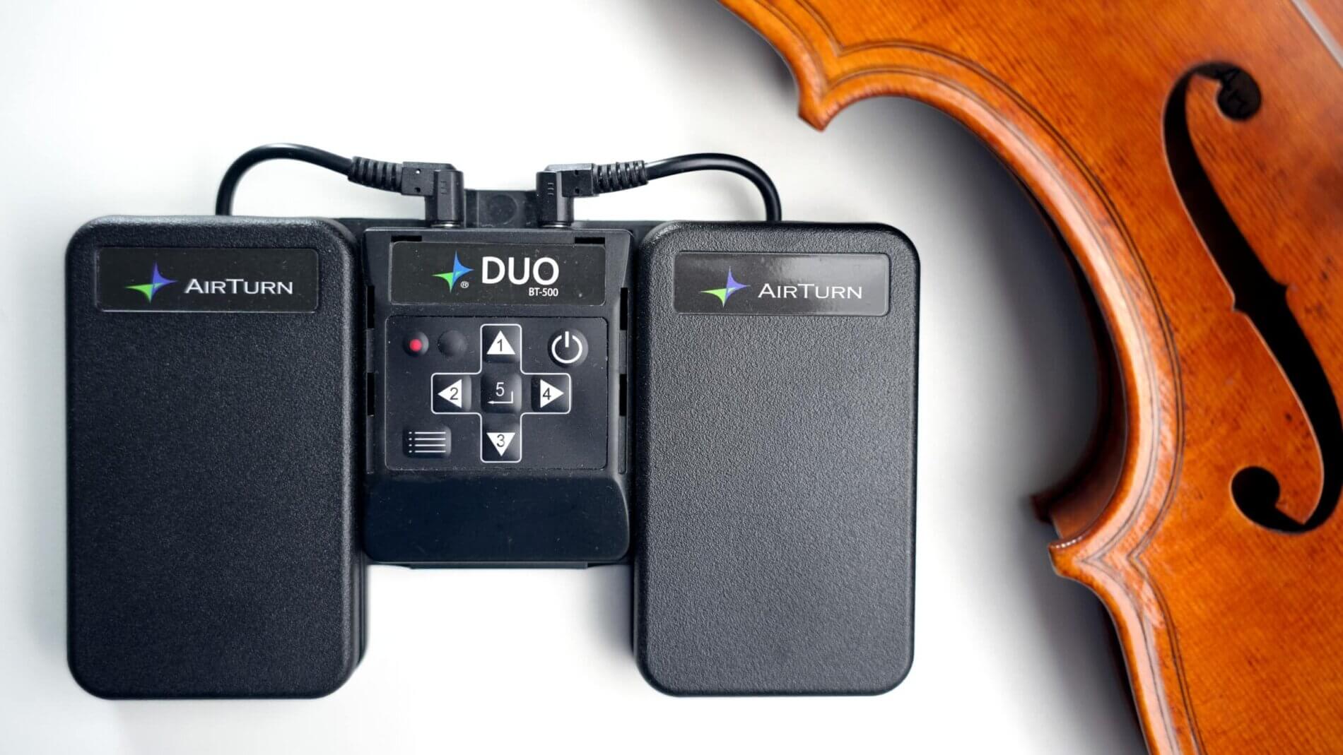 Pédale de tourne de page - AirTurn Duo BT-500 (et un violon-alto)